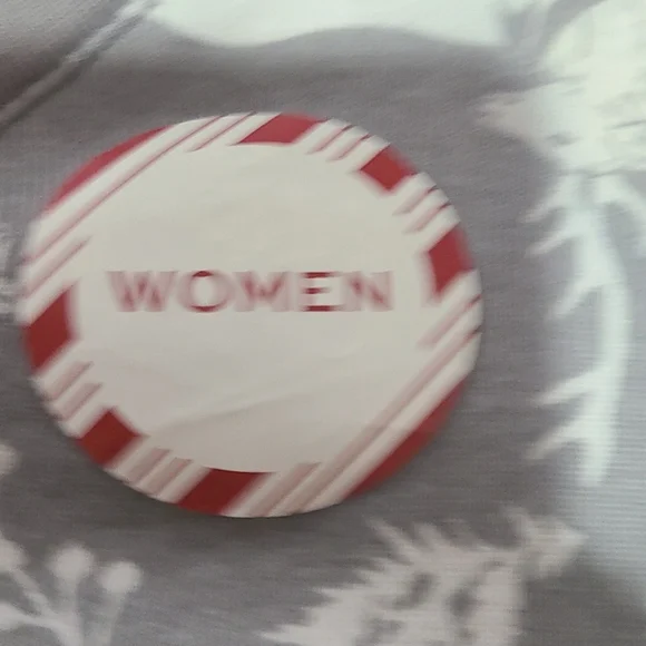 BRAND NEW! 2 Piece Pajama Set. - Picture 6 of 13